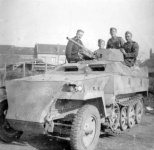 Leichter_Schutzenpanzerwagen_SdKfz_250_Neu.jpg