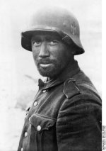 German-soldier-at-Stalingrad.jpg