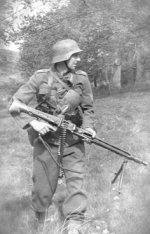 uniforms-german-soldier.jpg