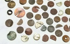 LAWN MOWER COINS 1960-70s-05.jpg