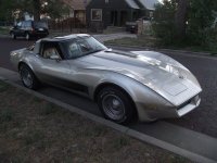 82-vette.jpg