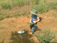 kids-metal-detecting.jpg