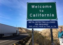 Grumpa_at_the_California_welcome_sign.jpg