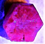 Ruby, zoned, Africa, 7.2 ct., LW 365nm.jpg