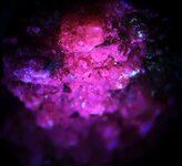 Calcite, MMQ, Hot Spring Co., AR, 15X, MW 310nm.jpg