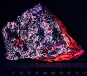Dolomite, Calcite, Sphalerite, Sterling Hill Mine, Ogdensburg, Sussex Co., NJ, SW 254nm.jpg